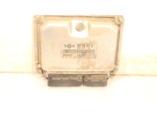 Řídící jednotka 0281010665 Volkswagen PASSAT B5.5 2001