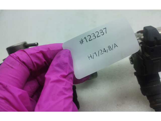 Топливная рампа 06A133317B, 06A133317B   Audi A3 S3 8L  