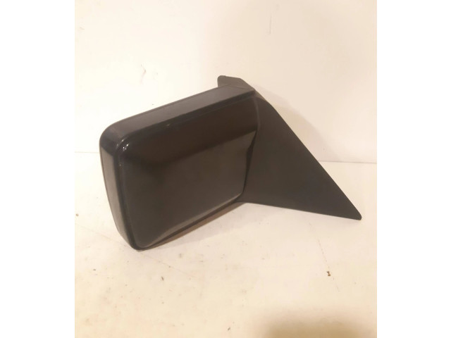 Zpětné zrcátko Mercedes-Benz 190 W201 1984 136016