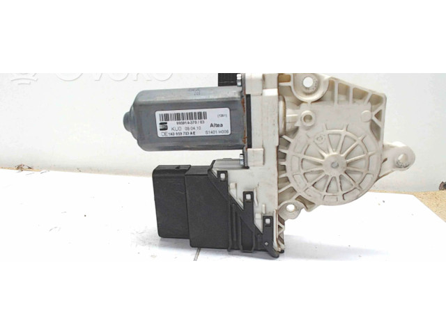 Задний двигатель механизма для подъема окон