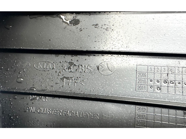 Панель приборов 848301P000 KIA Venga