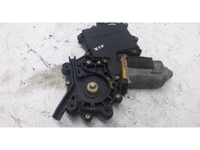 Передний двигатель механизма для подъема окон