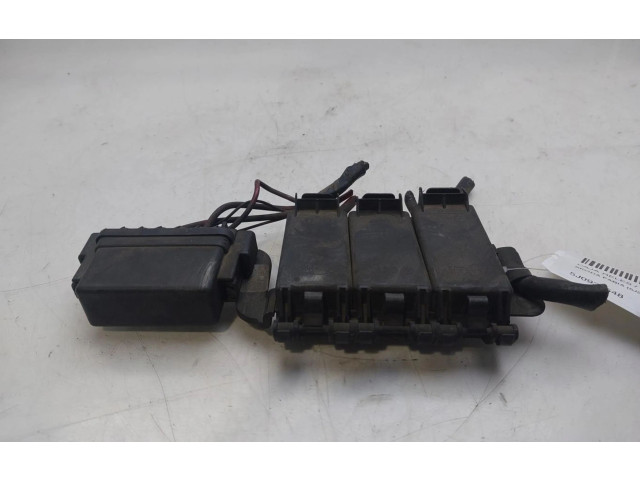 Блок предохранителей 5J0937548 Skoda Fabia Mk2 (5J)