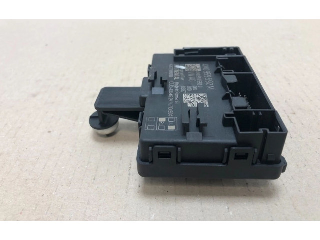 Блок управления центрального замка 4M0959592M, 4M0959592M Audi e-tron