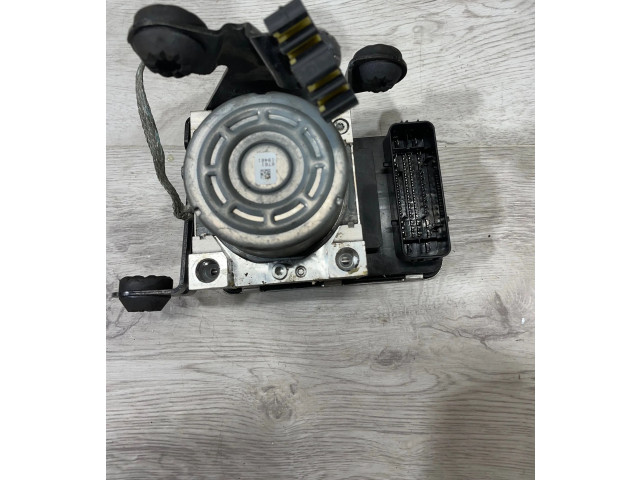 Блок АБС 31680098, 28515651303   Volvo  XC90  2014 -  года