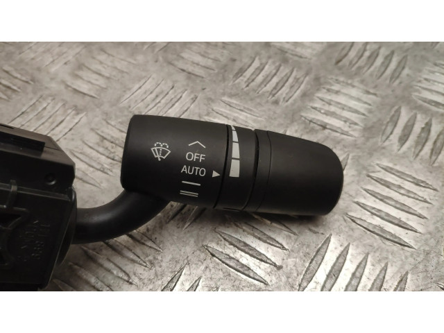 Включатель скорости стеклоочистителей 17F8994, GKK317F897 Mazda 6