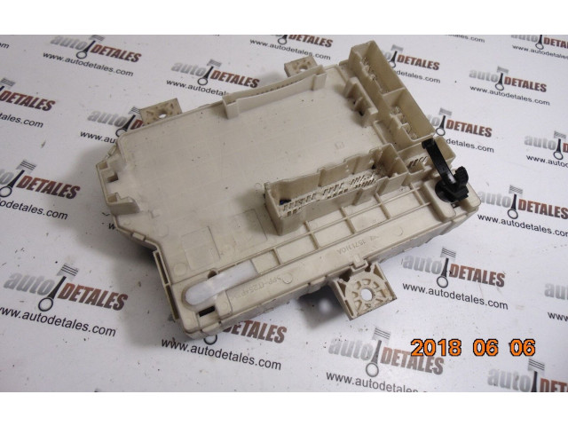 Блок предохранителей 8565A174 Mitsubishi Colt