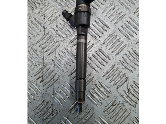 Форсунка 30750283    Volvo S60   