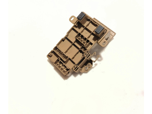 Блок предохранителей 82201FJ211, 812157 Subaru Forester SJ