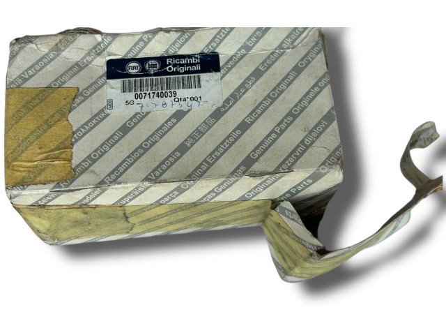 Řídící jednotka 46760606 Fiat Punto (188) 2000