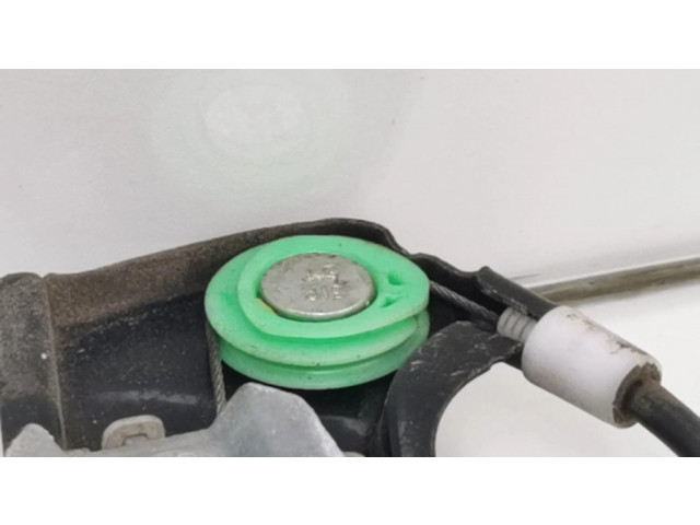 Передний електрический механизм для подъема окна без двигателя