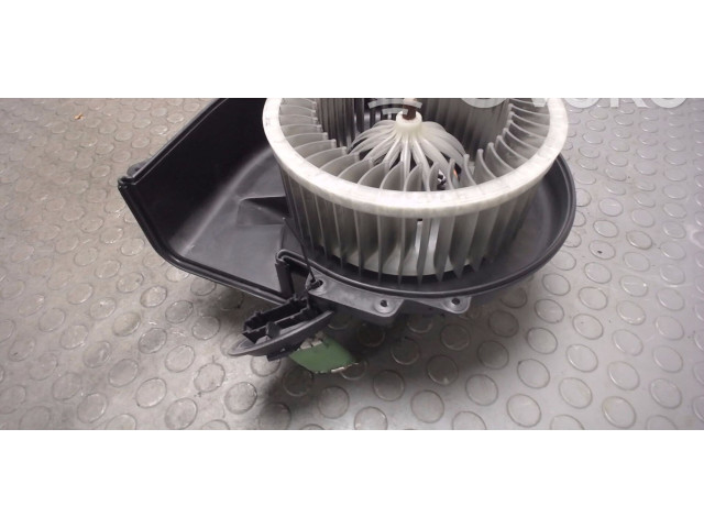 Вентилятор радиатора 6Q1820015C, NICHTZUTREFFEND Skoda Fabia Mk1 (6Y)