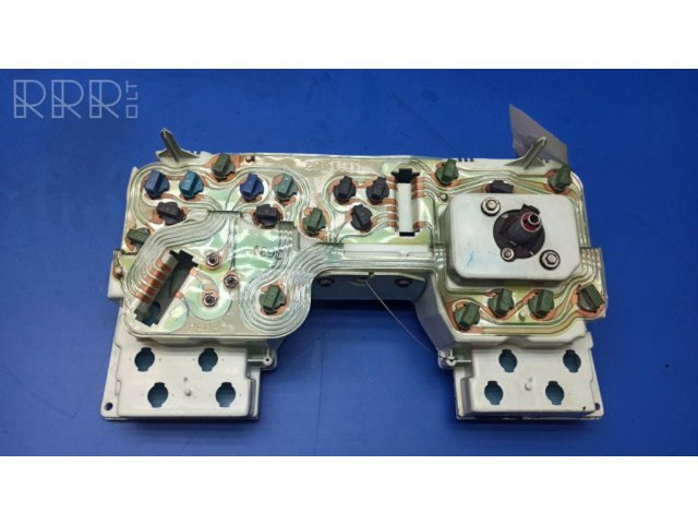 Přístrojová deska Oldsmobile Omega 1980 25018272, 25018062