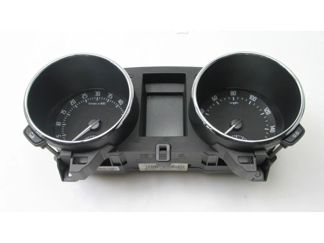 Панель приборов 5L0920940H   Skoda Yeti (5L)       