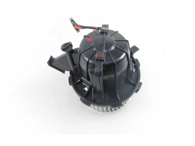 Вентилятор печки U0852003, U0851003 Audi Q5 SQ5