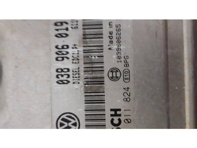 Блок управления двигателя 038906019NE, 0281011824 Skoda Fabia Mk1 (6Y)