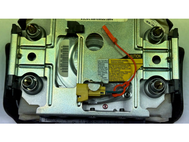 Подушка безопасности водителя 16753881 Chevrolet Tahoe