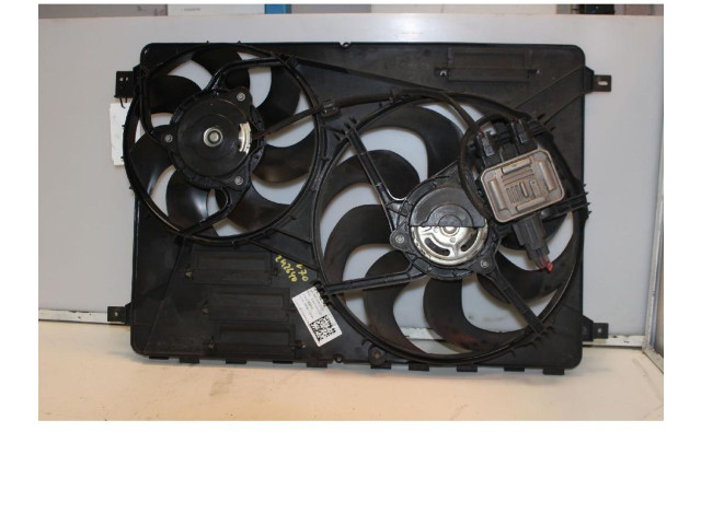 Вентилятор радиатора     6G918C607NA    Volvo V70 