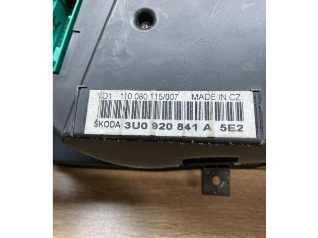 Панель приборов 3U0920841A Skoda Superb B5 (3U)