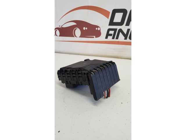 Рулевая рейка  Блок предохранителей 1K0937819D, 2K1937535AB   Volkswagen Caddy 2004 - 2010 года