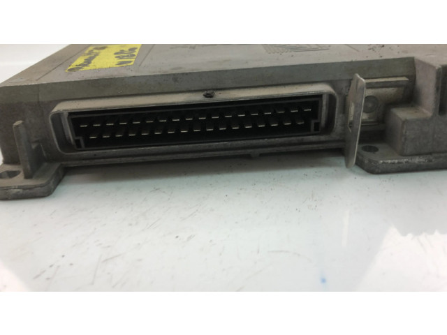 Řídící jednotka 7700738059   Renault 19 1991