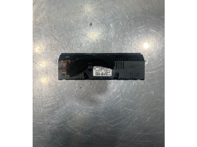 Дисплей    9800693080, 2347784   Citroen DS3