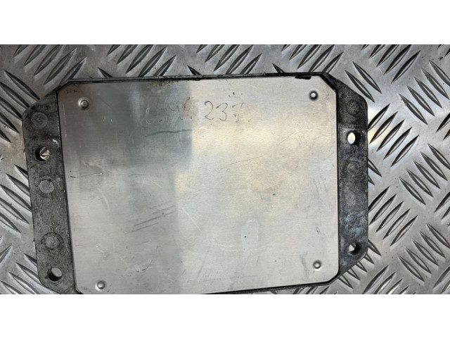Блок управления двигателя 1125000201, 8980003221 Opel Meriva A