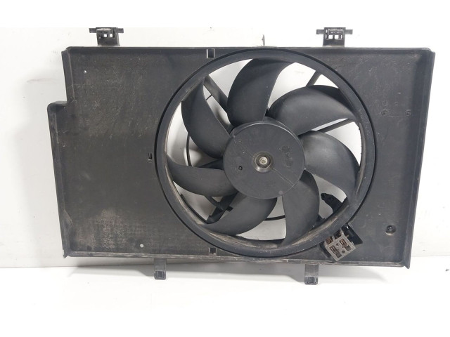 Вентилятор радиатора 2127116, 8V518C607EJ Ford Ecosport