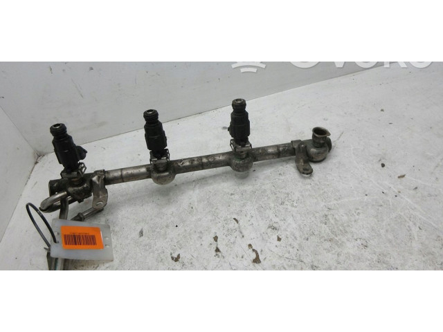 Vstřikovací lišta 077133681AA Audi A8 S8 D3 4E