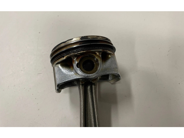 Píst 02606LJ1, WU3 Audi A3 S3 8V