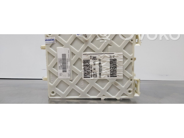 Pojistková skříňka Řídící jednotka BSM DV6T14A073EM Ford C-MAX II 2014