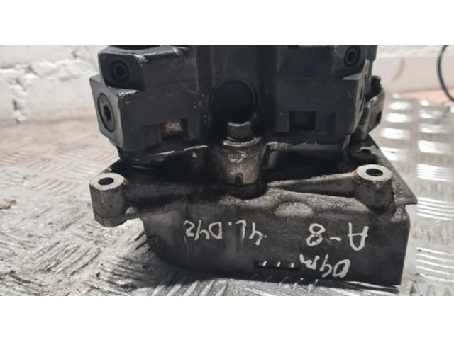 Vstřikovací čerpadlo 057130755G   Audi A8 S8 D3 4E  pro naftový motor 4.0  