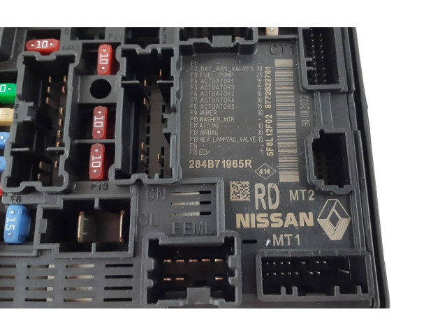 Блок предохранителей 284B71965R   Dacia Sandero III    