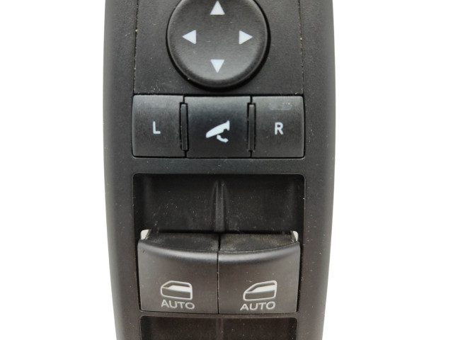 Зеркало электрическое Fiat Freemont - года