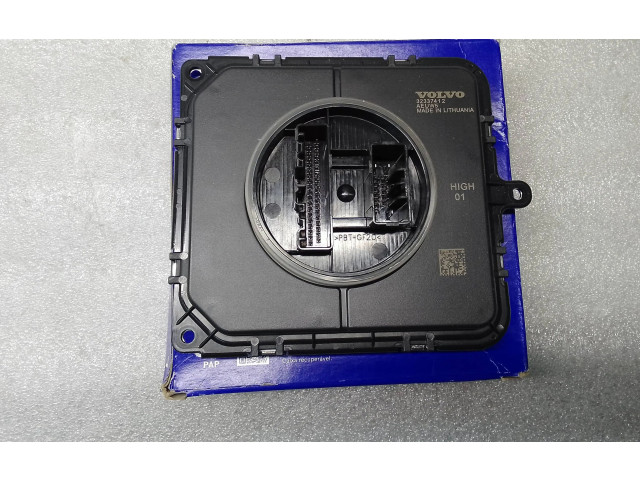 Блок управления 32337412   Volvo XC90