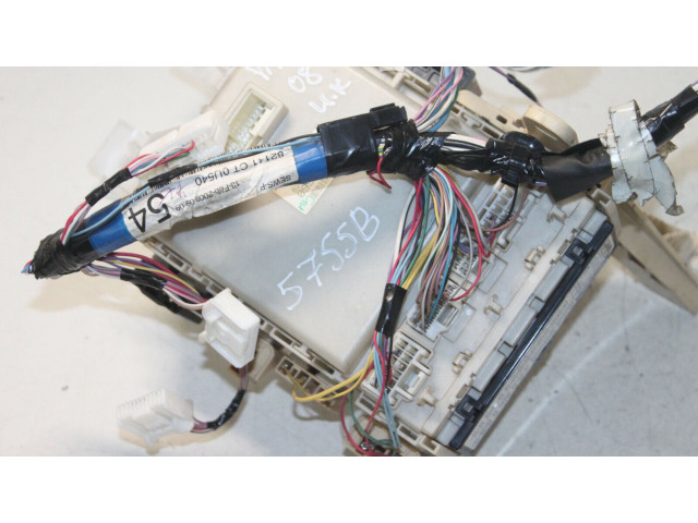 Pojistková skříňka 827300D290 Toyota Yaris 2007