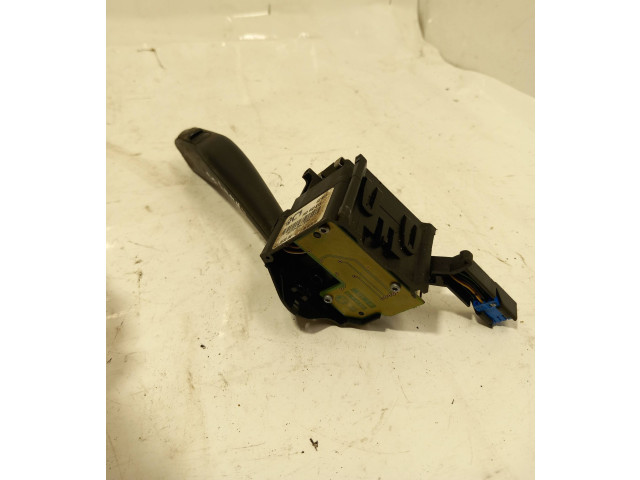 Ручка стеклоочистителей 1K0953519, 01203504 Volkswagen Caddy