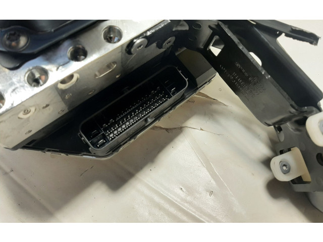 Блок ABS    32384486, 32281016   Volvo XC40