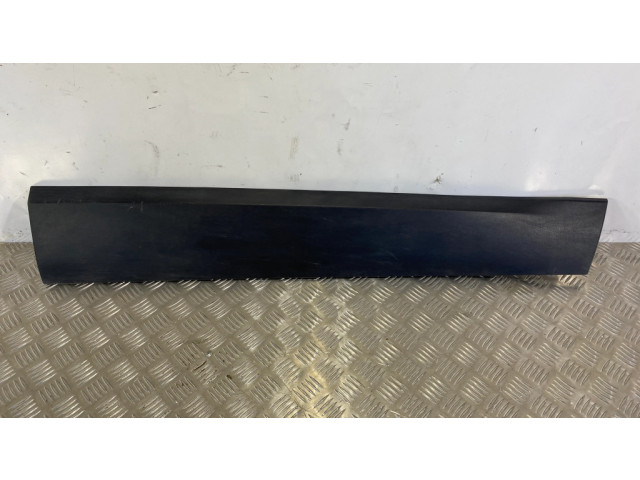 Передняя отделка дверей (молдинги)