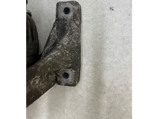 Генератор 30667787, 0124525060   Volvo V70      