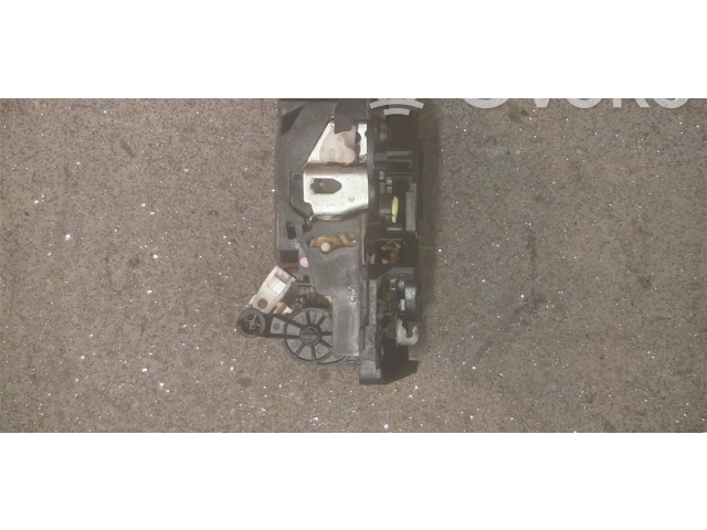 Zámek zadních dveří Dacia Logan II 2015