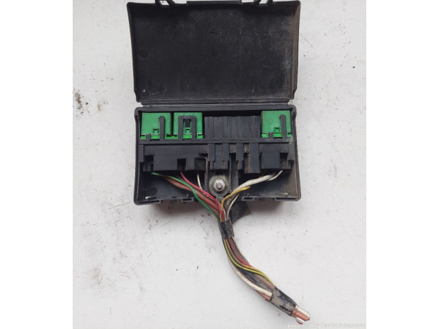 Блок предохранителей 97086100   Peugeot 406    