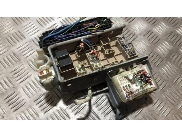 Pojistková skříňka jb200400, 211023 KIA Carnival 2000