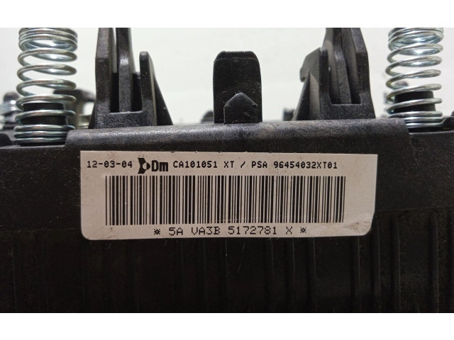 Подушка безопасности водителя 96454032XT, 96454032XT01 Citroen Berlingo