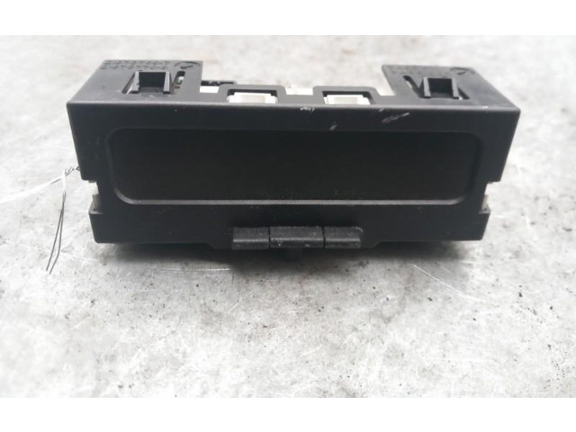 Дисплей 8200622637 Renault Clio II