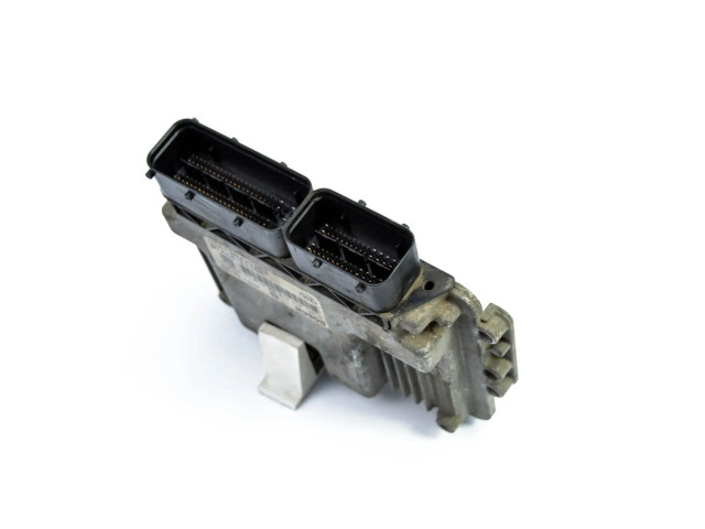 Řídící jednotka 39113-27710, 0281013570 KIA Ceed 2007