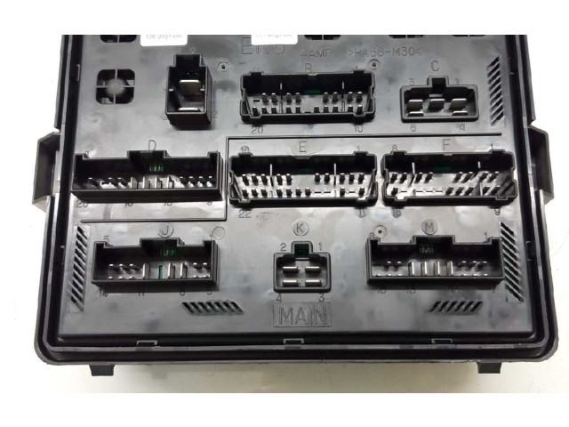 Блок предохранителей 8231008E83, Y290K01 SsangYong Rexton