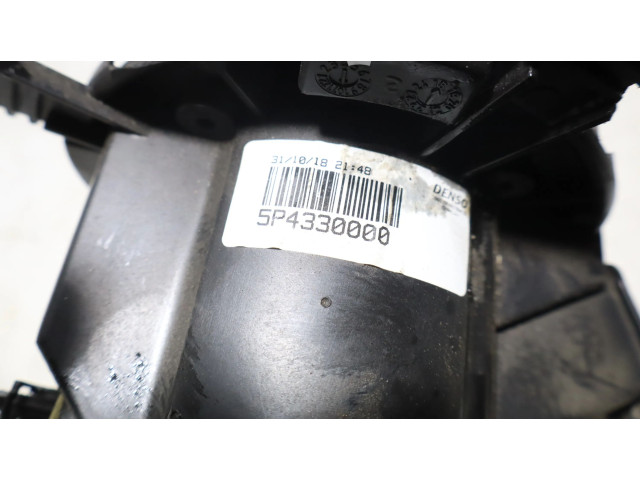 Вентилятор печки Peugeot 301