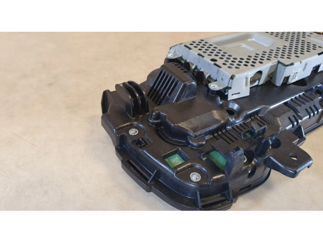 Přístrojová deska BMW X3 G01 2018 9392558