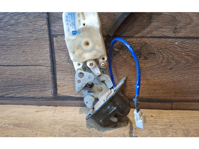 Zámek zadních dveří 905508H300, 0892058A Nissan X-Trail T30 2003